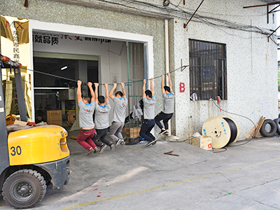 生產(chǎn)車(chē)間